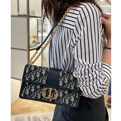 dior 30 montaigne bag celebrity|dior 30 montaigne east west.